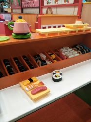 -莫莉幻想儿童乐园(武汉金银潭永旺店)