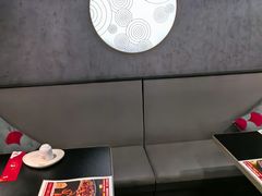-辣尚瘾·烤鱼·新川菜(牡丹园直营店)