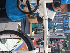 -迪卡侬(高新万达店)