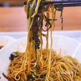 “她”羡慕的1.9元生煎包大餐！