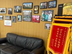 -雅悦齿科(顾村公园店)