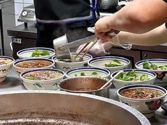 -云阿蛮云南生烫牛肉米线(奉贤路店)