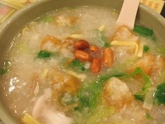 驰名艇仔粥-顺记冰室(宝华路店)