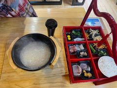 -勺子米线·云南传统小吃市集(四方街店)