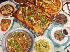 -巴特餐饮6加1音乐餐吧·新疆菜