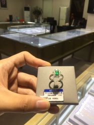 -威德钻石-克拉钻大本营(南京东路店)