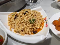 -焯牛潮汕牛肉火锅(云峰街创始店)