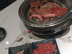 -啊美丽炭火烤肉(滑翔一店)
