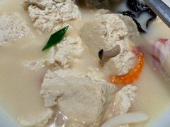 咸肉砂锅北豆腐-悦融·京鲁菜·露台花园(安定门店)