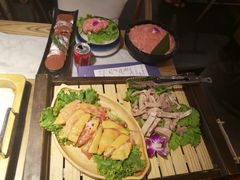 -尚尚仙·酸汤猪手·猪肚鸡火锅(华联万柳购物中心店)