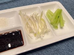 -凤凰园烤鸭店·唐山菜·传承花椒肉(老唐丰路店)