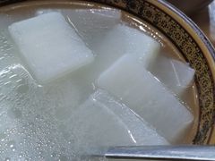 -一品红烧鸭特色川菜(三岔湖店)