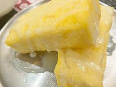 -何妹湿辣牛肉·粤式烧烤砂煲(桂雅路店)