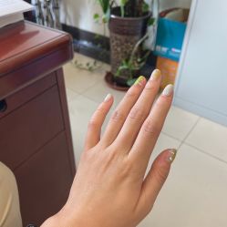 -济南花里美甲美睫