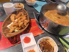 -四季喧黔味豆米火锅(万达广场店)