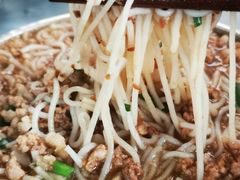 -正宗杨记普洱酸醋米线(总店)