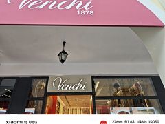 -VENCHI 闻绮(上海佛罗伦萨小镇店)