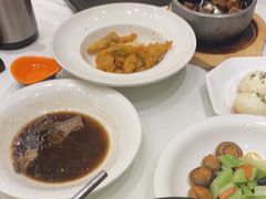 -沪华海鲜大酒楼(南汇店)