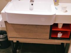-汉庭优佳(上海恒隆广场南京西路地铁站店)