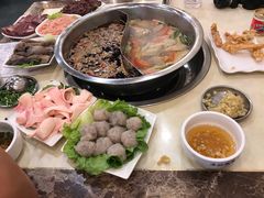 涮毛肚-朱氏胖子烂火锅(洪崖洞店)