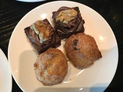 -澳门旅游塔360°旋转餐厅(南湾湖广场店)