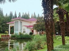 -上海怡沁园度假酒店