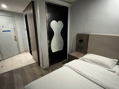 -怡莱酒店(无锡火车站南广场店)