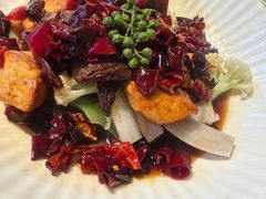 羊肚菌麻辣香锅-庆春朴门