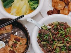 -五谷芳乳鸽王(海景店)