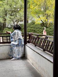 -一揽芳华汉服旗袍体验馆(拙政园店)
