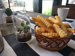 -喜洲吧·江畔老船厂·庭院餐厅(喜临院店)