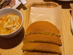 -关东小磨东北菜(上海长风大悦城店)