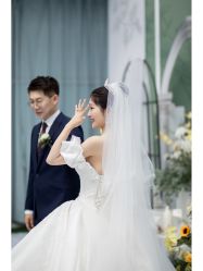 -MECCI婚礼摄影跟拍(红东方广场店)