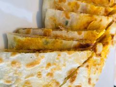 临海鸡蛋麦饼-新荣记(南京西路店)