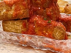 火山豆腐-白仁仔· 活烤海鲜 宵夜(豫园店)