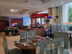 -今鲜源酒店·海鲜锅贴青岛菜(新湛路店)