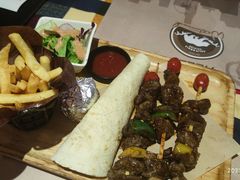 墨西哥法喜达烤猪肉串拼盘-遇见西木美式餐厅(体育路店)