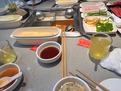 -海底捞火锅(新松江路生日主题店)