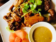 -Neary Khmer Restaurant