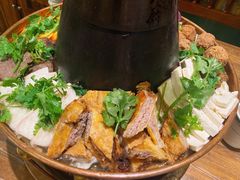 -清真·玛丽亚新疆菜主题餐厅(浙江中路店)