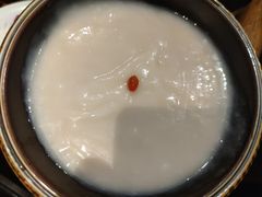-老牌坊云南鱼豆花火锅(哈西万达店)