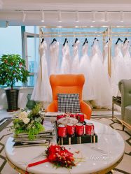 点击看大图 -拉瑞娜LaReine婚纱礼服高级定制