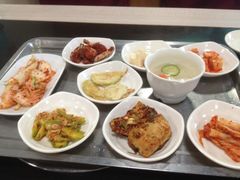 -故乡家韩国料理(丹东街店)