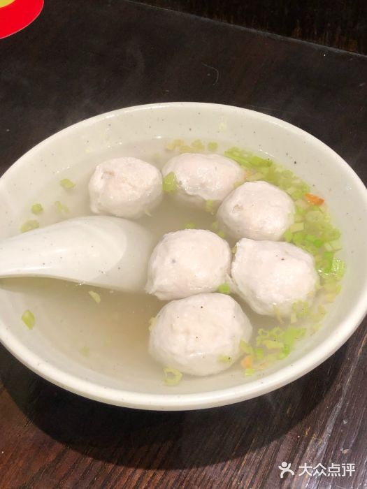 邵子牙·中华老字号(定安路店)鲨鱼丸汤图片