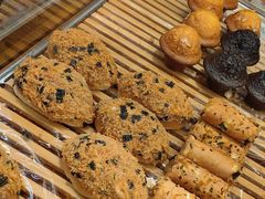 -苹果花园(南泉路店)