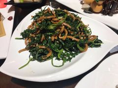 -东来菜馆•手抓海鲜家常菜•海鲜锅贴(鸽子窝店)