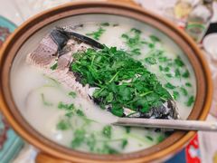 鱼头煲-千岛湖鱼味馆(十字街总店)