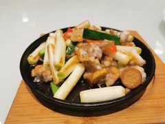 葱姜啫啫牛蛙-香港百合居(LCM置汇旭辉广场店)