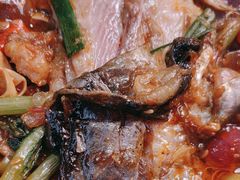-鸣记脆皮烤鱼·海鲜烤鱼(三八广场店)