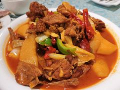 新疆大盘鸡-巴扎美食·新疆菜·西域歌舞表演餐厅(新疆大厦店)